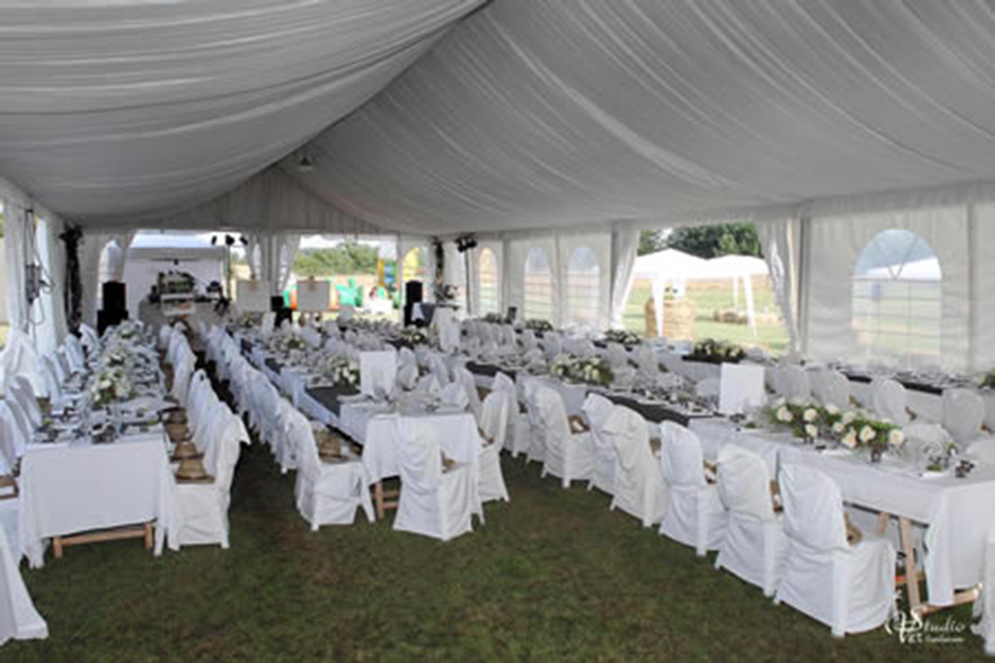 Montage Plancher pour Tente Silhouette, Château de Pennautier