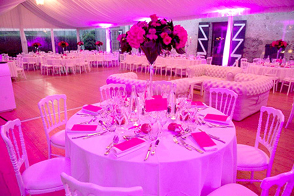 Montage Plancher pour Tente Silhouette, Château de Pennautier