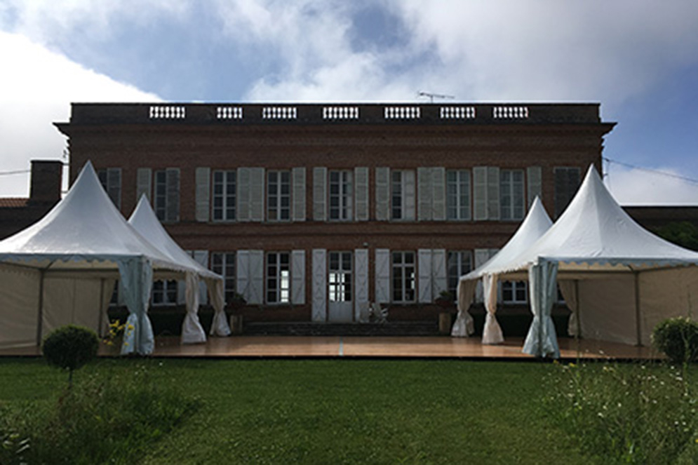 Montage Plancher pour Tente Silhouette, Château de Pennautier